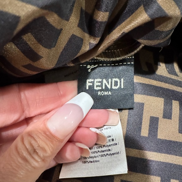 Authentic Fendi Monogram Pet Bed - Picture 3 of 14